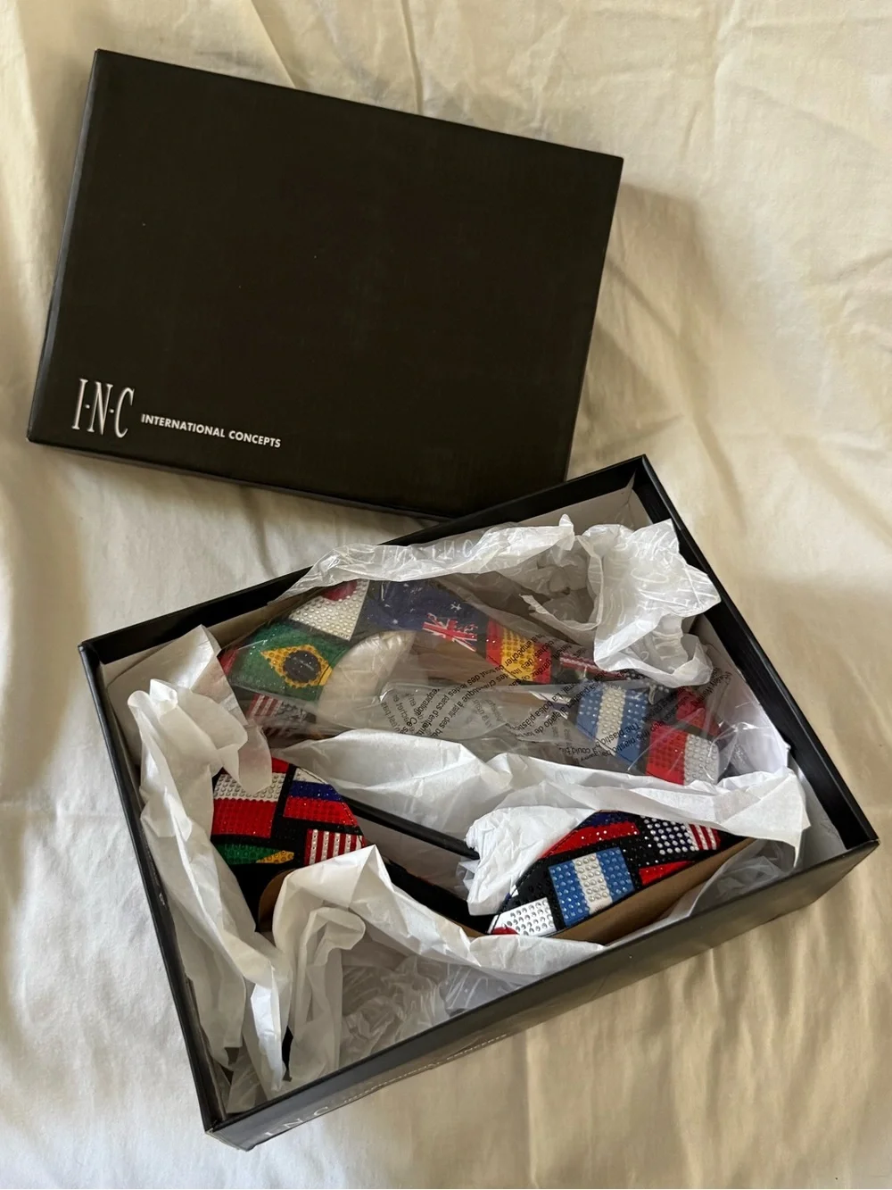 INC International Concepts Colorful Flag Kenjay D'Orsay Heels, Size 8.5